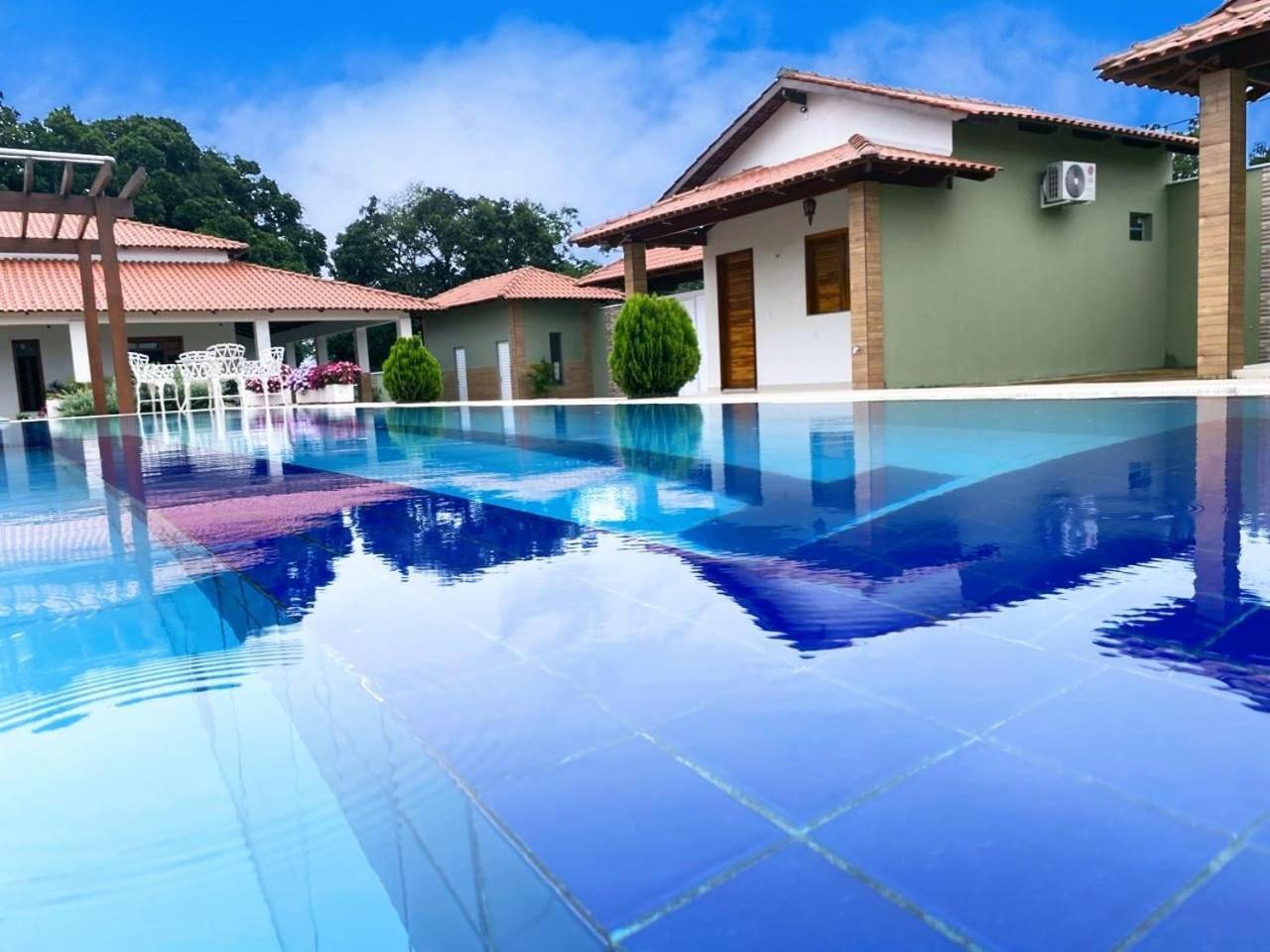 Pousada Villa Chale Висоза-ду-Сеара Экстерьер фото